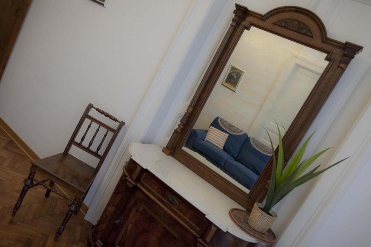 Domus Liberta - Boutique Rooms ตรีเอสเต ภายนอก รูปภาพ