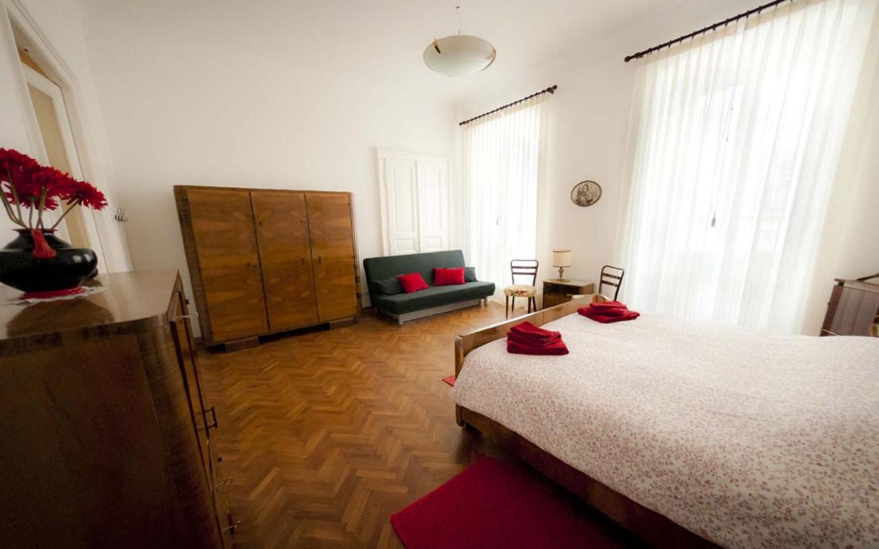 Domus Liberta - Boutique Rooms ตรีเอสเต ภายนอก รูปภาพ